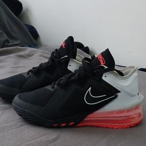 Nike Black and Red Athletic Shoes with Breathable Mesh
